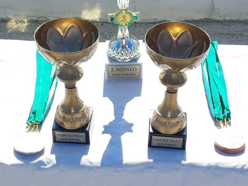 Osam ekipa je sudjelovalo na boćarskom turniru u Lipiku / Compas.hr