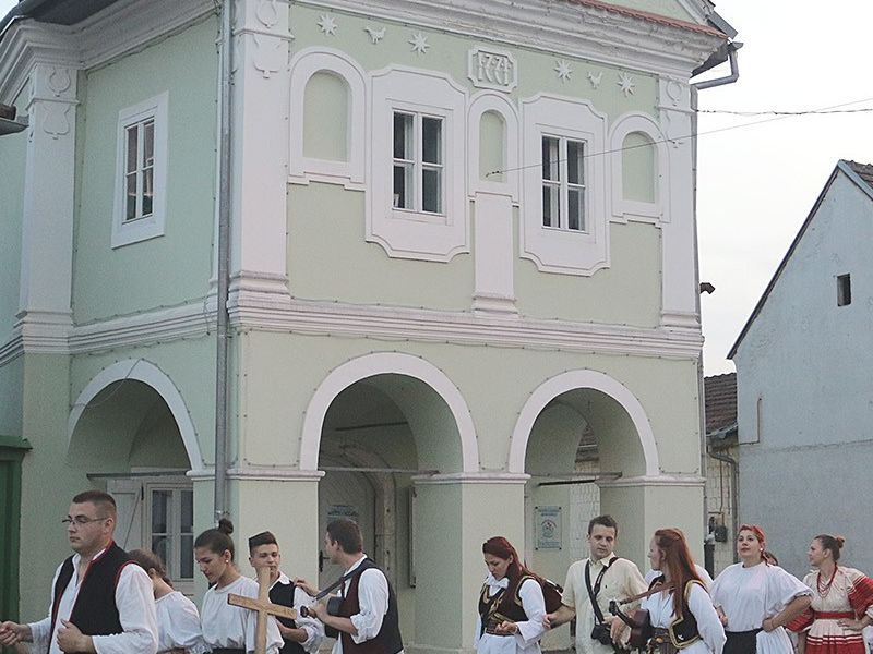 Povorka ulicama Pakraca