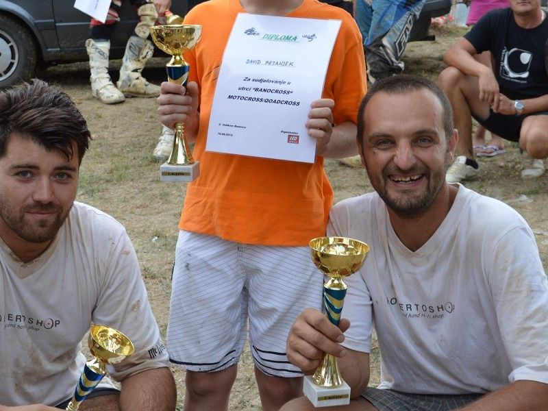 David Petanjek, u sredini