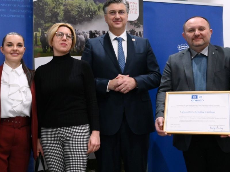 Fotografije Ureda Vlade RH - foto by Damir Galić