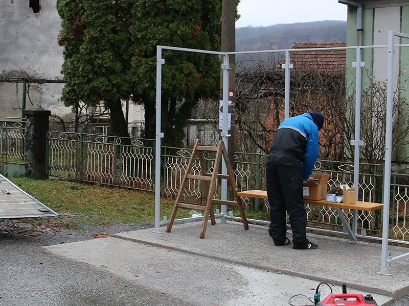 montiranje nadstrešnica 16. veljače