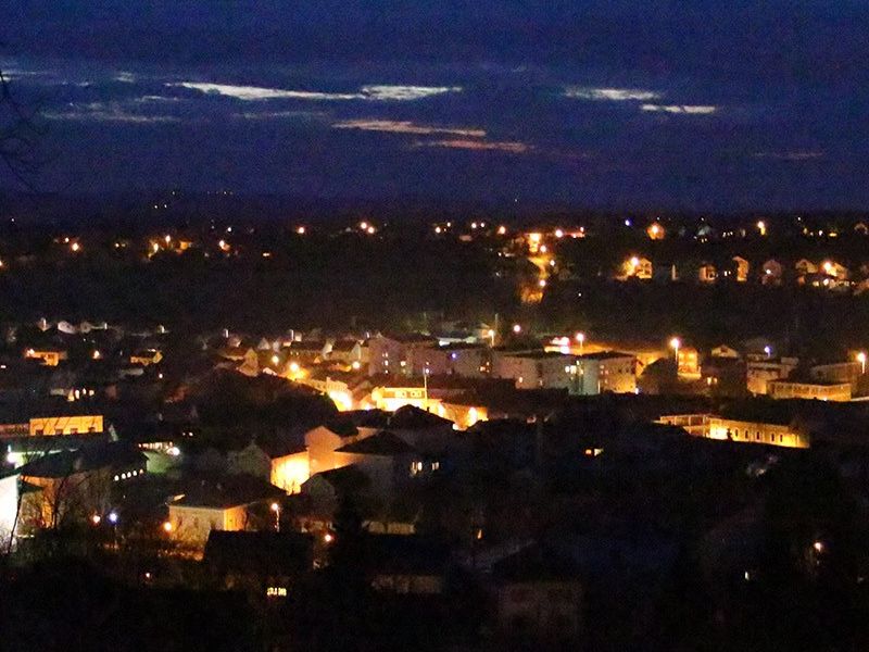 pogled na Pakrac od Tri križa u 18 sati