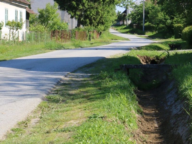 produbljenje putnih kanala u Ulici braće Salaća