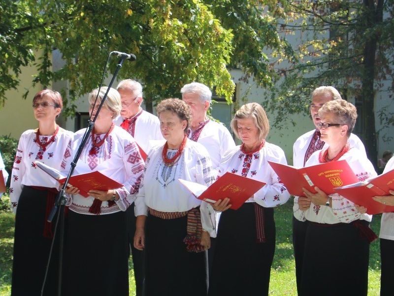 mještoviti pjevački zbor Karpati iz Lipovljana