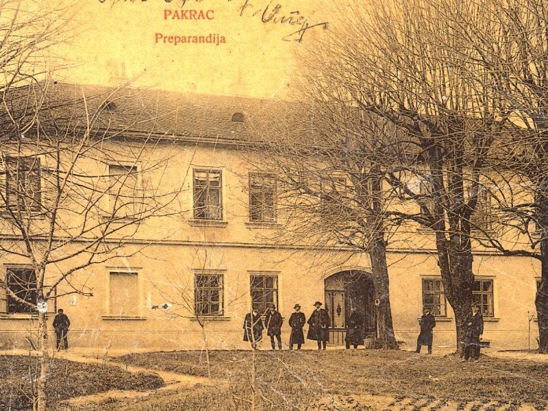 Učiteljska škola Pakrac 1909. godine (foto: digi-pakrac.com)