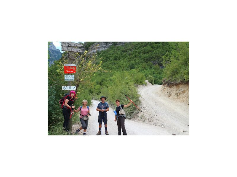 Na početku staze u kanjonu desne Neretvine pritoke Dive Grabovice ispod istoimenog sela Diva Grabovica pod Čvrsnicom. (Foto: PD Lipa Lipik)