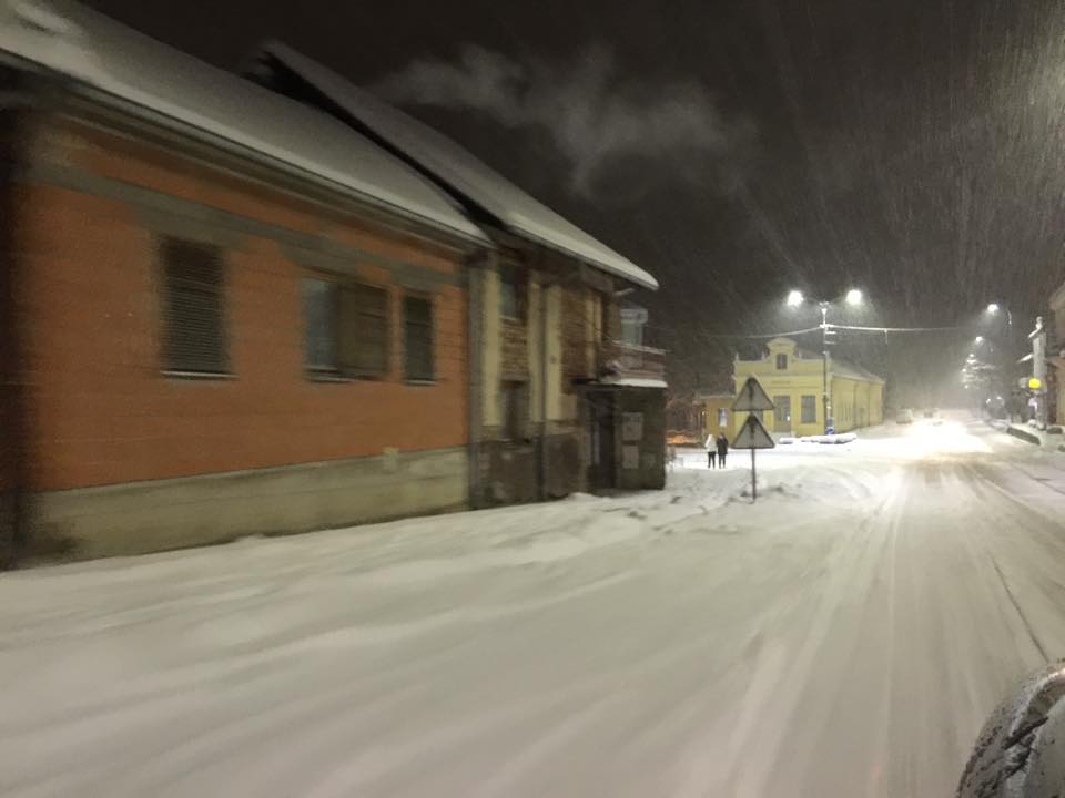 Stanje na cestama u Lipiku i Pakracu 9. veljače poslije 22 sata (fotografirao: Marko Barčan)