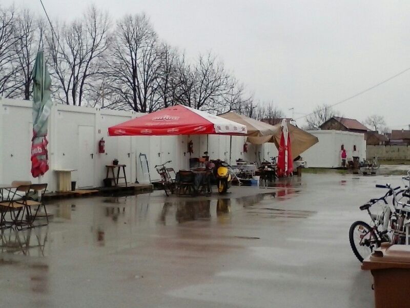 Kontejnersko naselje u Gunji