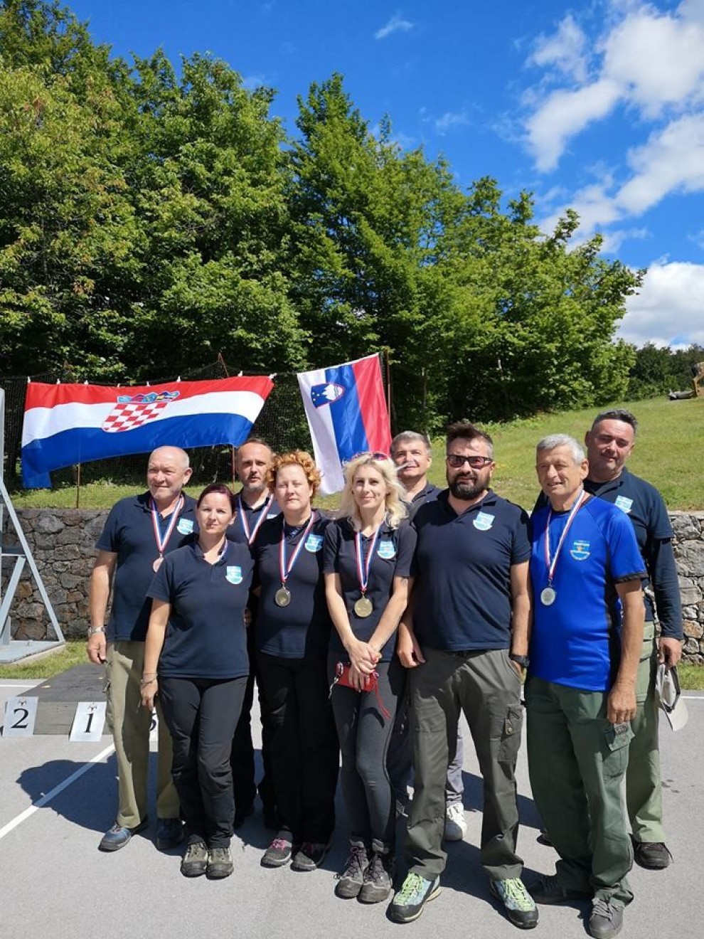 S lijeva na desno: Damir Marošević, Mirela Miletić, Josip Šebić, Zvjezdana Drašner, Ane Vinter, Dario Marošević, Tihomir Stanić, Tomislav Nemet, Zoran Petrović